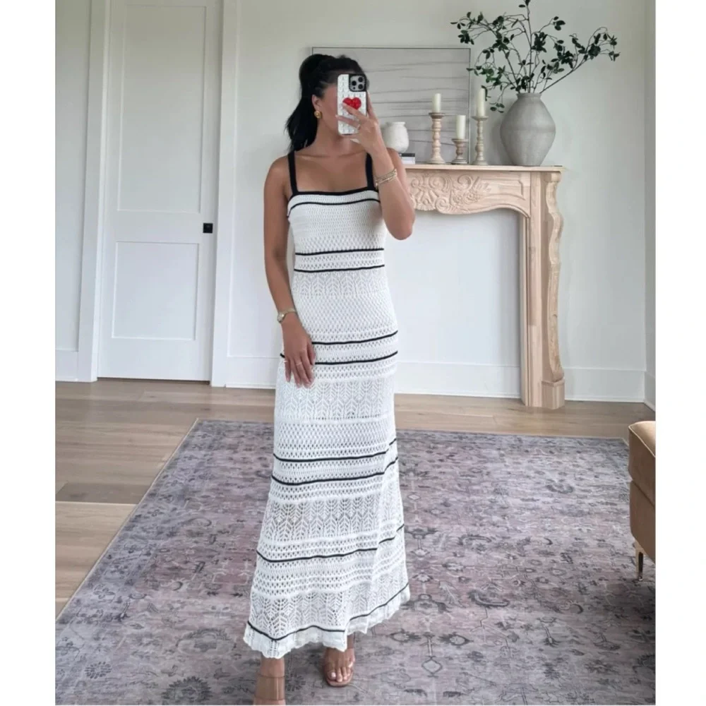 Abercrombie & Fitch White and Black Maxi Dress